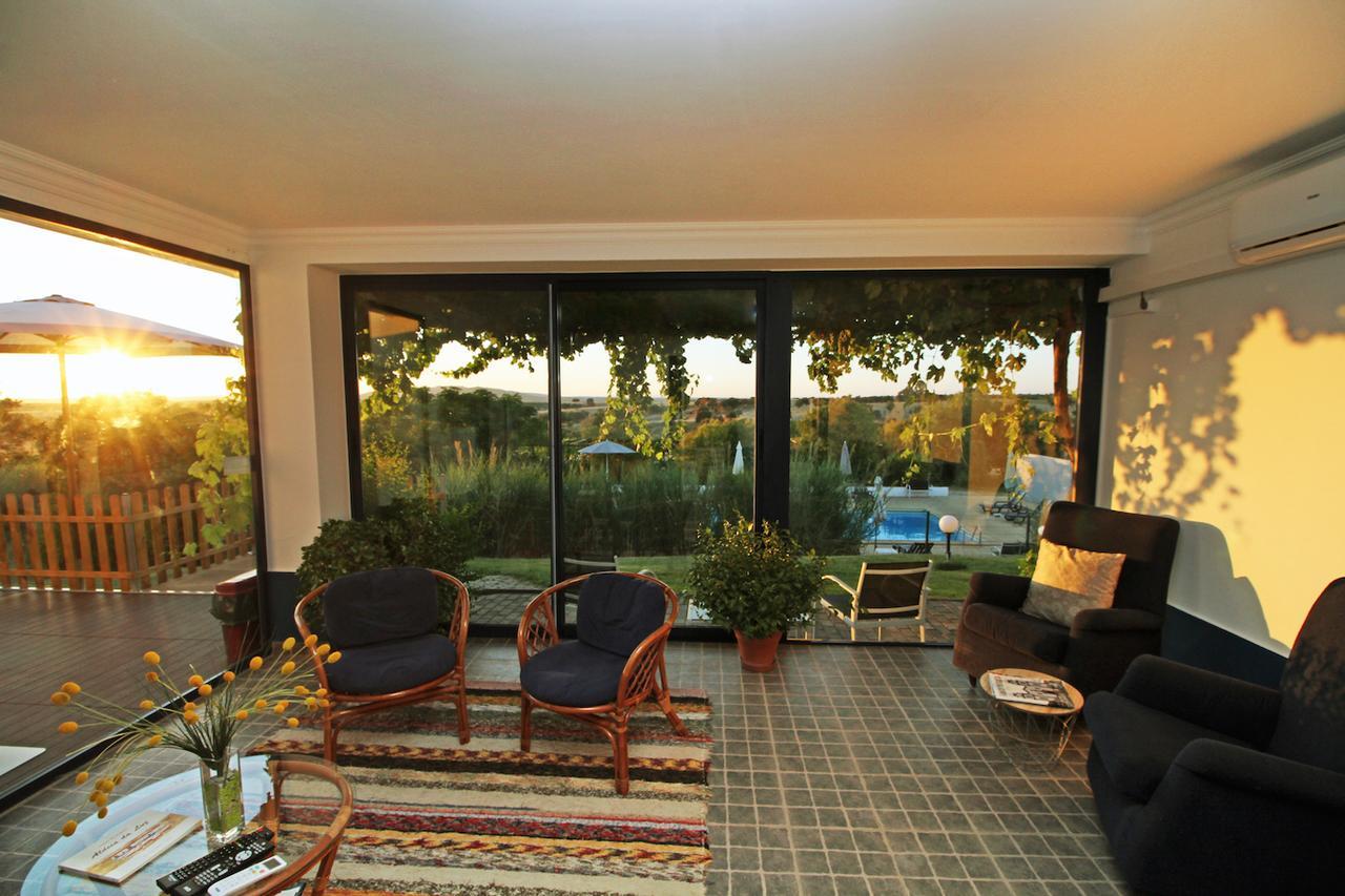 Monte Do Colmeal - Country House & Wine Guest House Mourão Eksteriør bilde